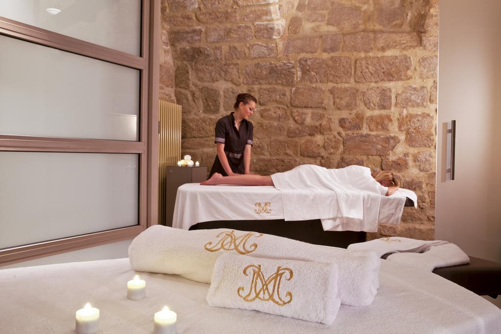 La Maison D'Uzes Relais & Chateaux Exterior foto